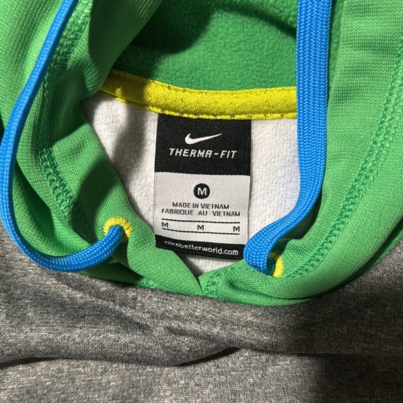 Nike therma-fit “Just Do It” pullover - Picture 3 of 4